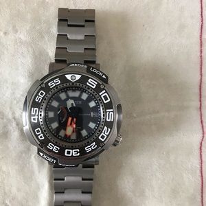 Citizens Aqua Land 1000m solar powered Diver